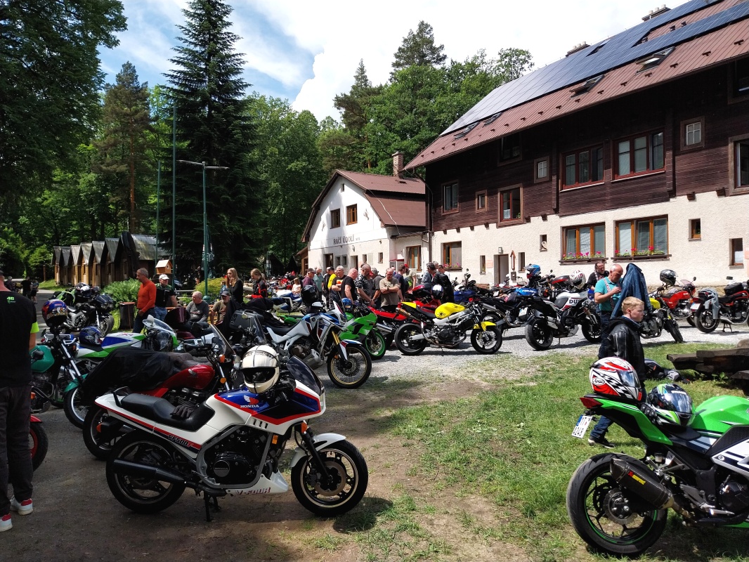 Kliknutím zavřete okno